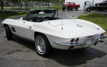 Chevrolet-Corvette-1967-Convertible-20
