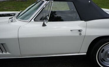 Chevrolet-Corvette-1967-Convertible-29
