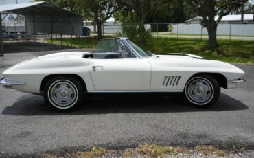 Chevrolet-Corvette-1967-Convertible-32
