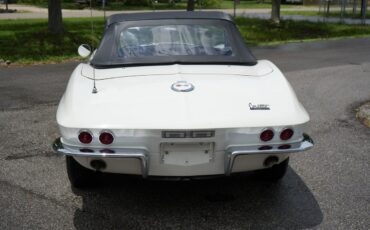 Chevrolet-Corvette-1967-Convertible-4