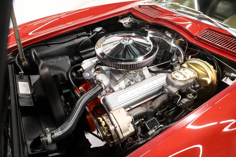 Chevrolet-Corvette-1967-Milano-Maroon-Saddle-Tan-11
