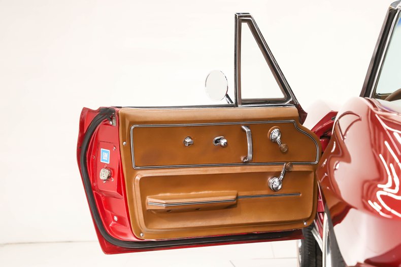 Chevrolet-Corvette-1967-Milano-Maroon-Saddle-Tan-13