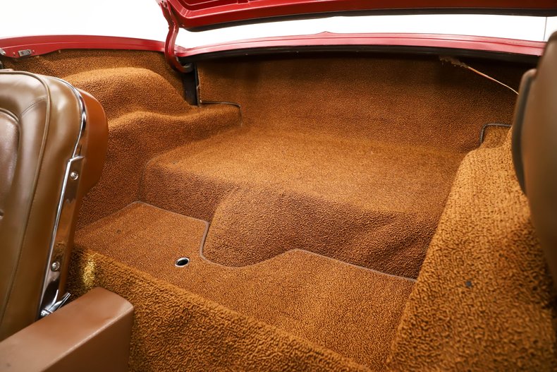 Chevrolet-Corvette-1967-Milano-Maroon-Saddle-Tan-18
