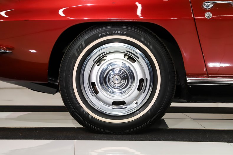 Chevrolet-Corvette-1967-Milano-Maroon-Saddle-Tan-2