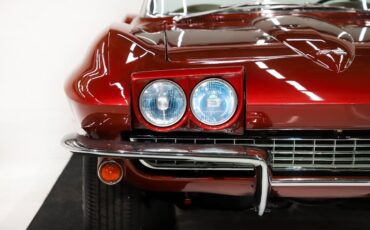 Chevrolet-Corvette-1967-Milano-Maroon-Saddle-Tan-32