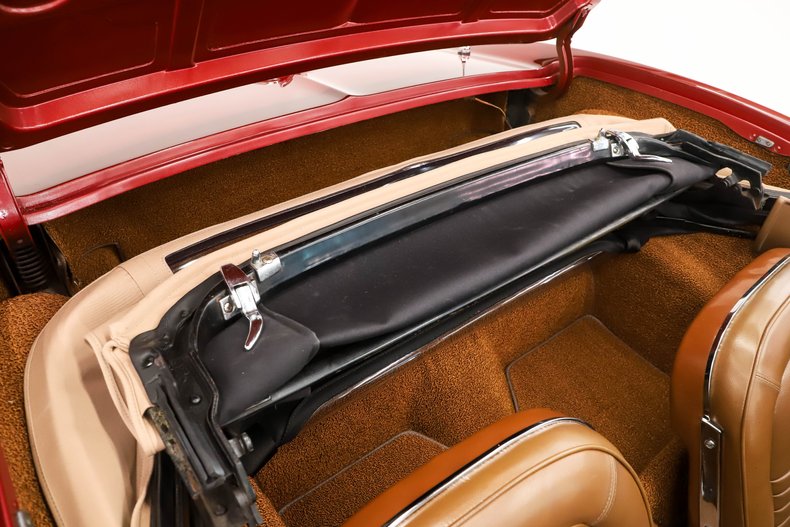 Chevrolet-Corvette-1967-Milano-Maroon-Saddle-Tan-38
