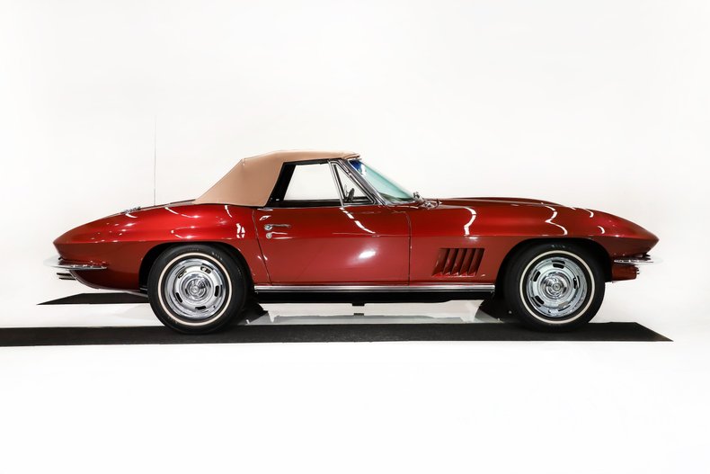 Chevrolet-Corvette-1967-Milano-Maroon-Saddle-Tan-42