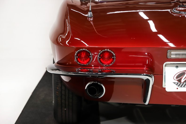 Chevrolet-Corvette-1967-Milano-Maroon-Saddle-Tan-47