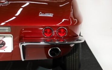 Chevrolet-Corvette-1967-Milano-Maroon-Saddle-Tan-7