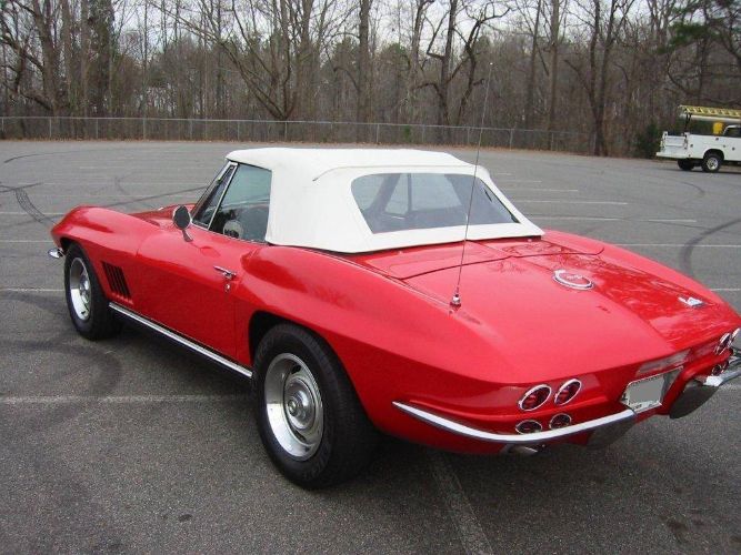 Chevrolet-Corvette-1967-Red-11