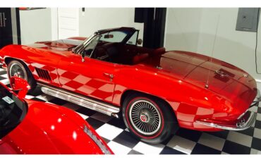 Chevrolet-Corvette-1967-Red-Red-12