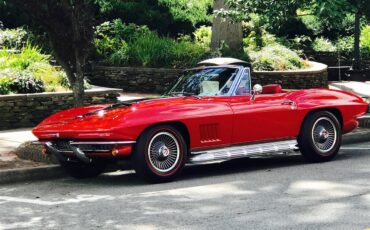 Chevrolet-Corvette-1967-Red-Red-17