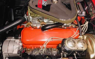 Chevrolet-Corvette-1967-Red-Red-22