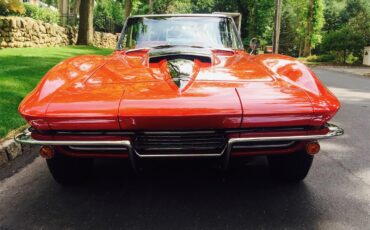 Chevrolet-Corvette-1967-Red-Red-24