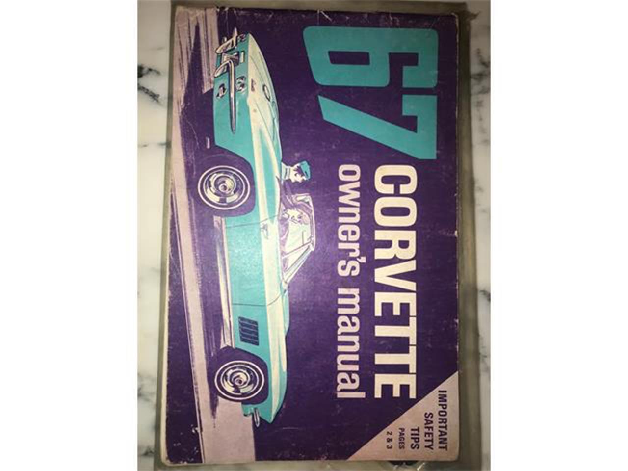Chevrolet-Corvette-1967-Red-Red-35