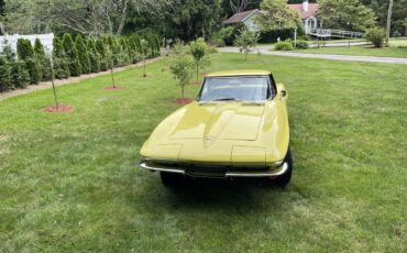 Chevrolet-Corvette-1967-Yellow-Brown-4