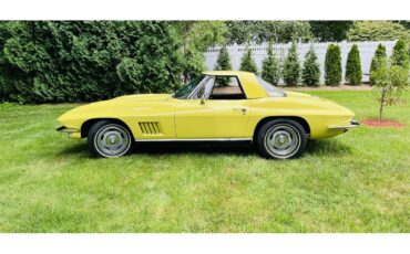 Chevrolet-Corvette-1967-Yellow-Brown-5