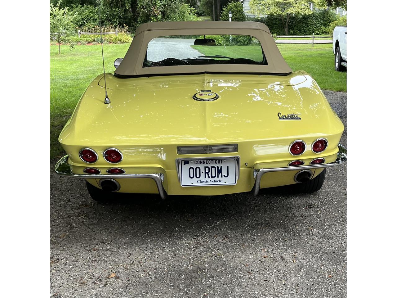 Chevrolet-Corvette-1967-Yellow-Brown-8