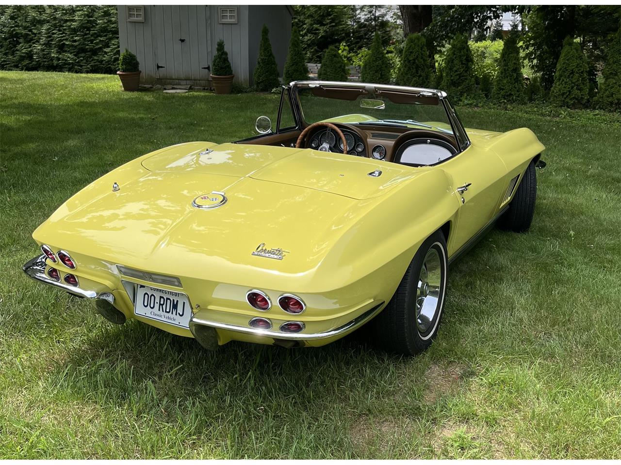 Chevrolet-Corvette-1967-Yellow-Brown