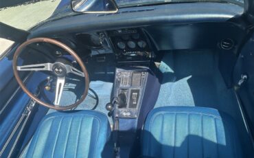 Chevrolet-Corvette-1968-Blue-Blue-14