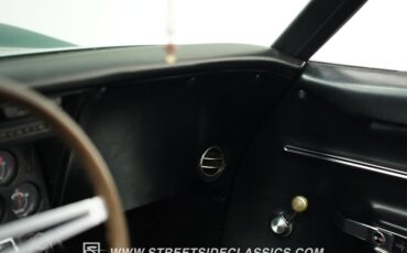 Chevrolet-Corvette-1968-British-Green-Black-17