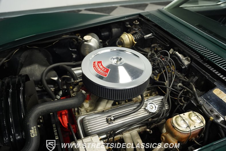 Chevrolet-Corvette-1968-British-Green-Black-2