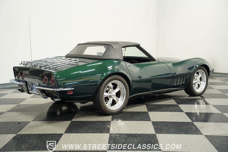 Chevrolet-Corvette-1968-British-Green-Black-26
