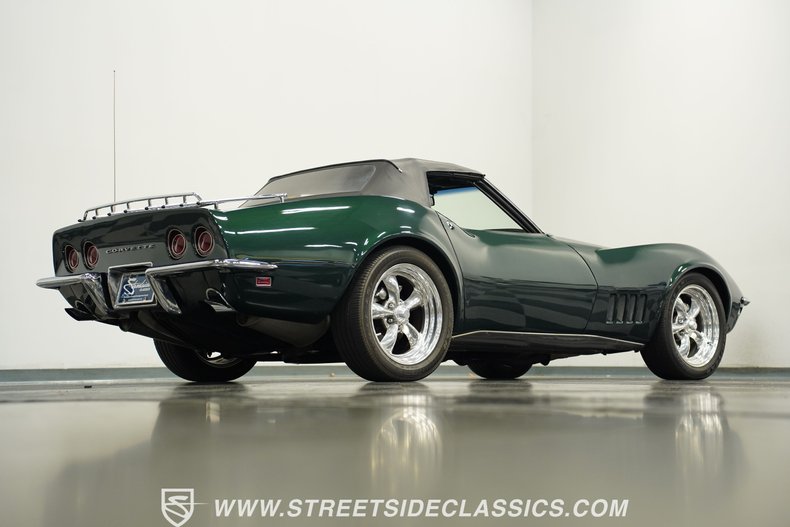 Chevrolet-Corvette-1968-British-Green-Black-37