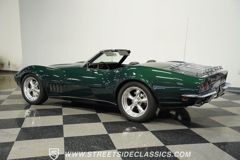 Chevrolet-Corvette-1968-British-Green-Black-5