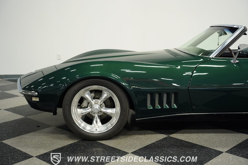 Chevrolet-Corvette-1968-British-Green-Black-6