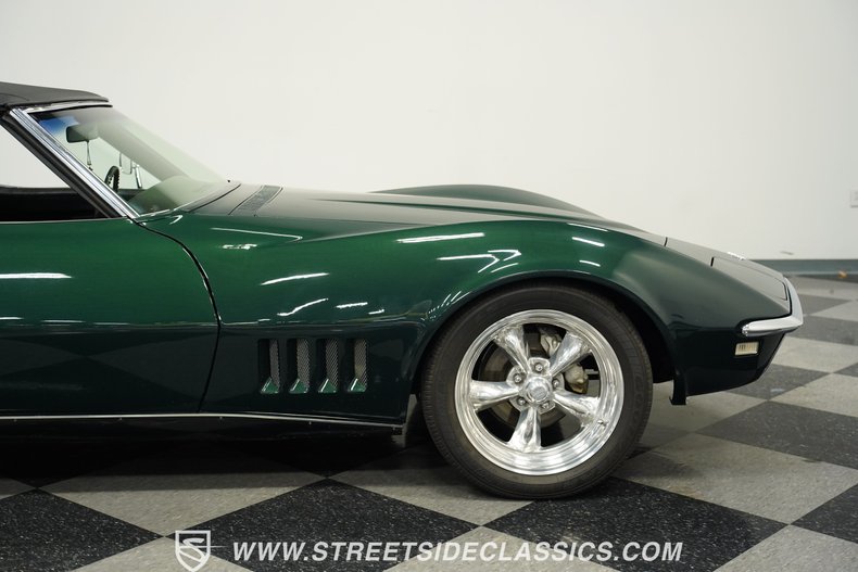 Chevrolet-Corvette-1968-British-Green-Black-7