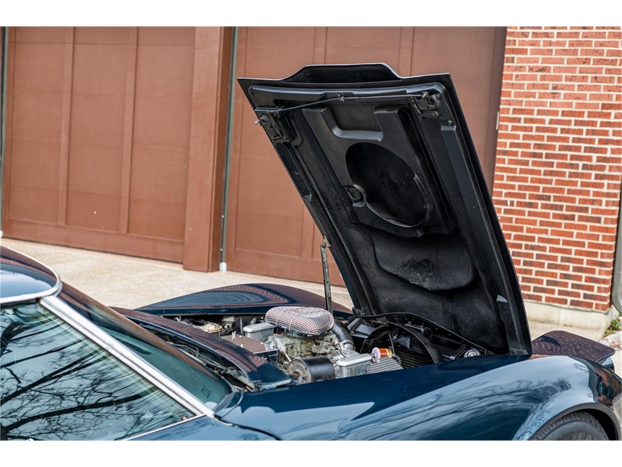 Chevrolet-Corvette-1968-International-Blue-Black-21