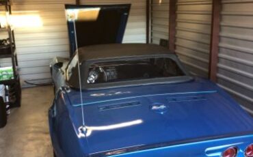 Chevrolet-Corvette-1968-Lemans-Blue-8