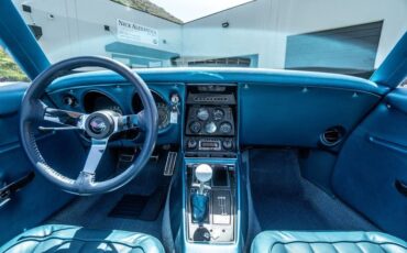 Chevrolet-Corvette-1968-Lemans-Blue-Blue-10