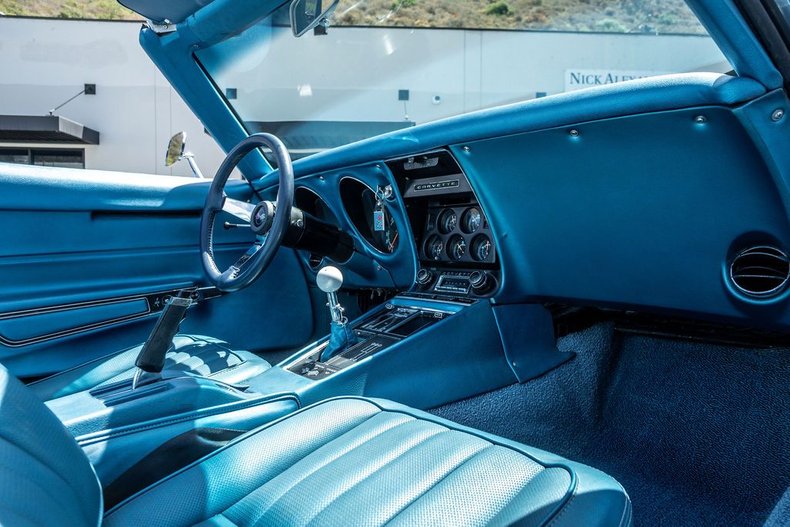Chevrolet-Corvette-1968-Lemans-Blue-Blue-19