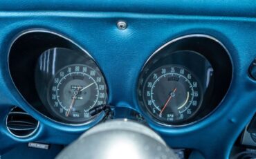 Chevrolet-Corvette-1968-Lemans-Blue-Blue-20