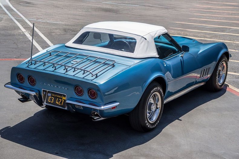 Chevrolet-Corvette-1968-Lemans-Blue-Blue-26