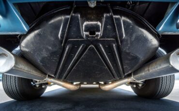 Chevrolet-Corvette-1968-Lemans-Blue-Blue-38