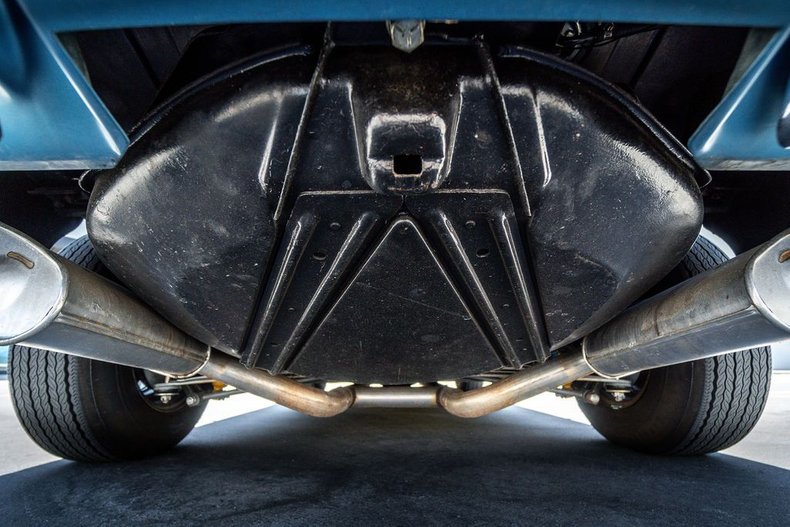 Chevrolet-Corvette-1968-Lemans-Blue-Blue-38