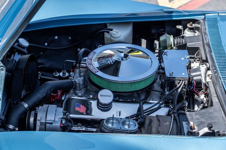 Chevrolet-Corvette-1968-Lemans-Blue-Blue-4