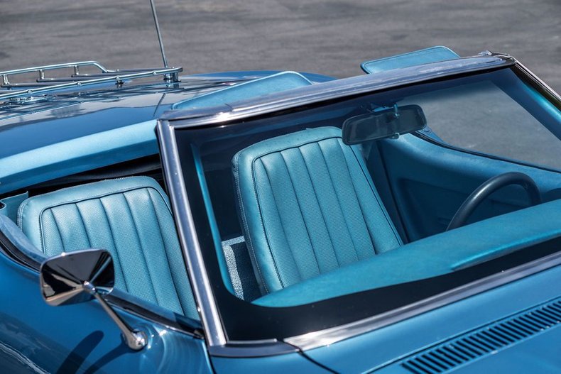 Chevrolet-Corvette-1968-Lemans-Blue-Blue-49