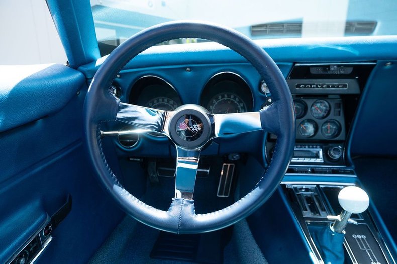 Chevrolet-Corvette-1968-Lemans-Blue-Blue-6