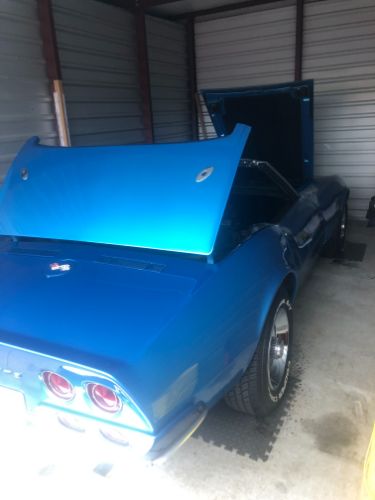 Chevrolet-Corvette-1968-Lemans-Blue