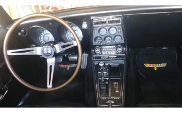 Chevrolet-Corvette-1968-Rally-Red-Code-974-Black-20