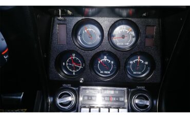 Chevrolet-Corvette-1968-Rally-Red-Code-974-Black-21
