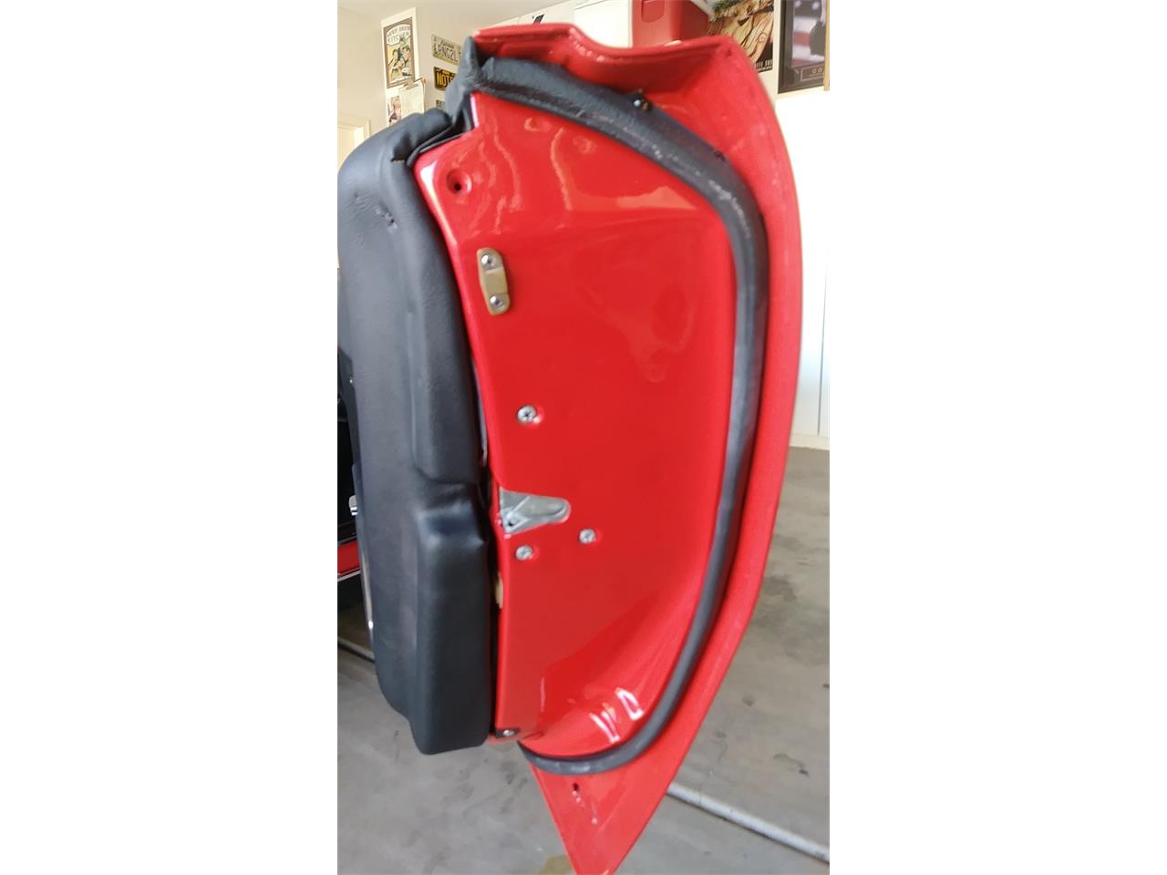Chevrolet-Corvette-1968-Rally-Red-Code-974-Black-45