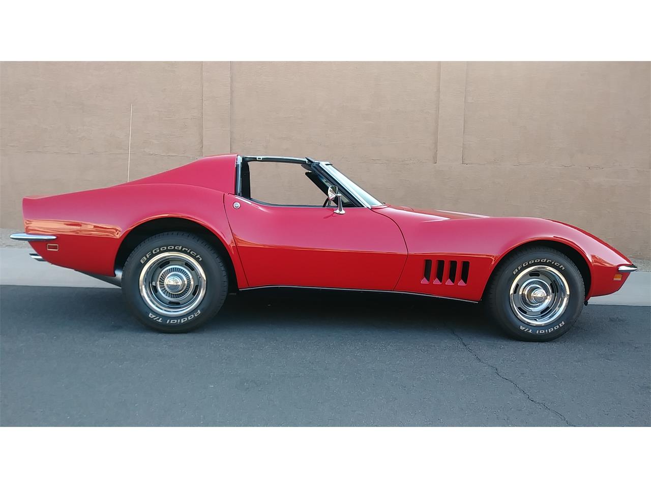 Chevrolet-Corvette-1968-Rally-Red-Code-974-Black-6