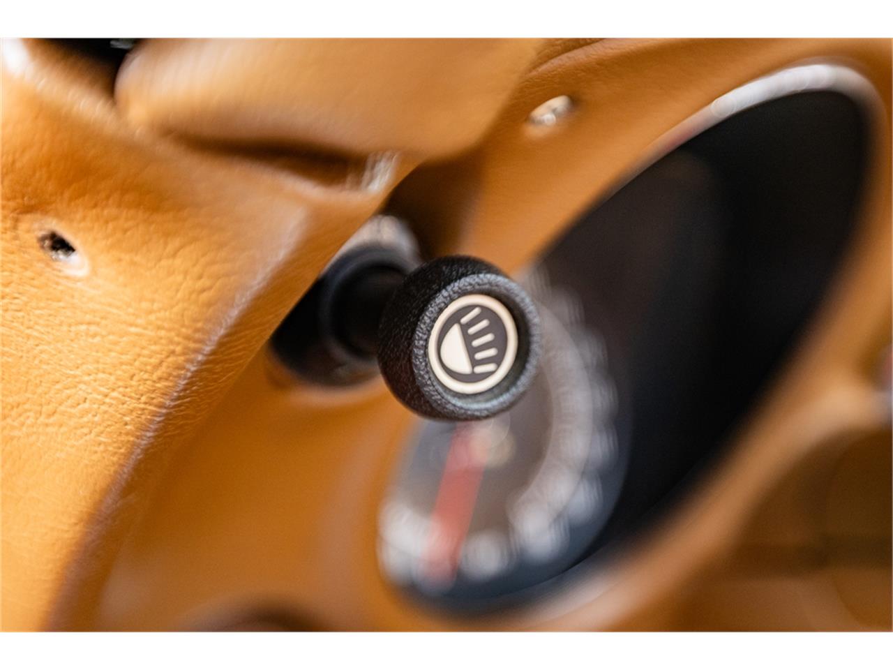 Chevrolet-Corvette-1968-Red-Tan-10