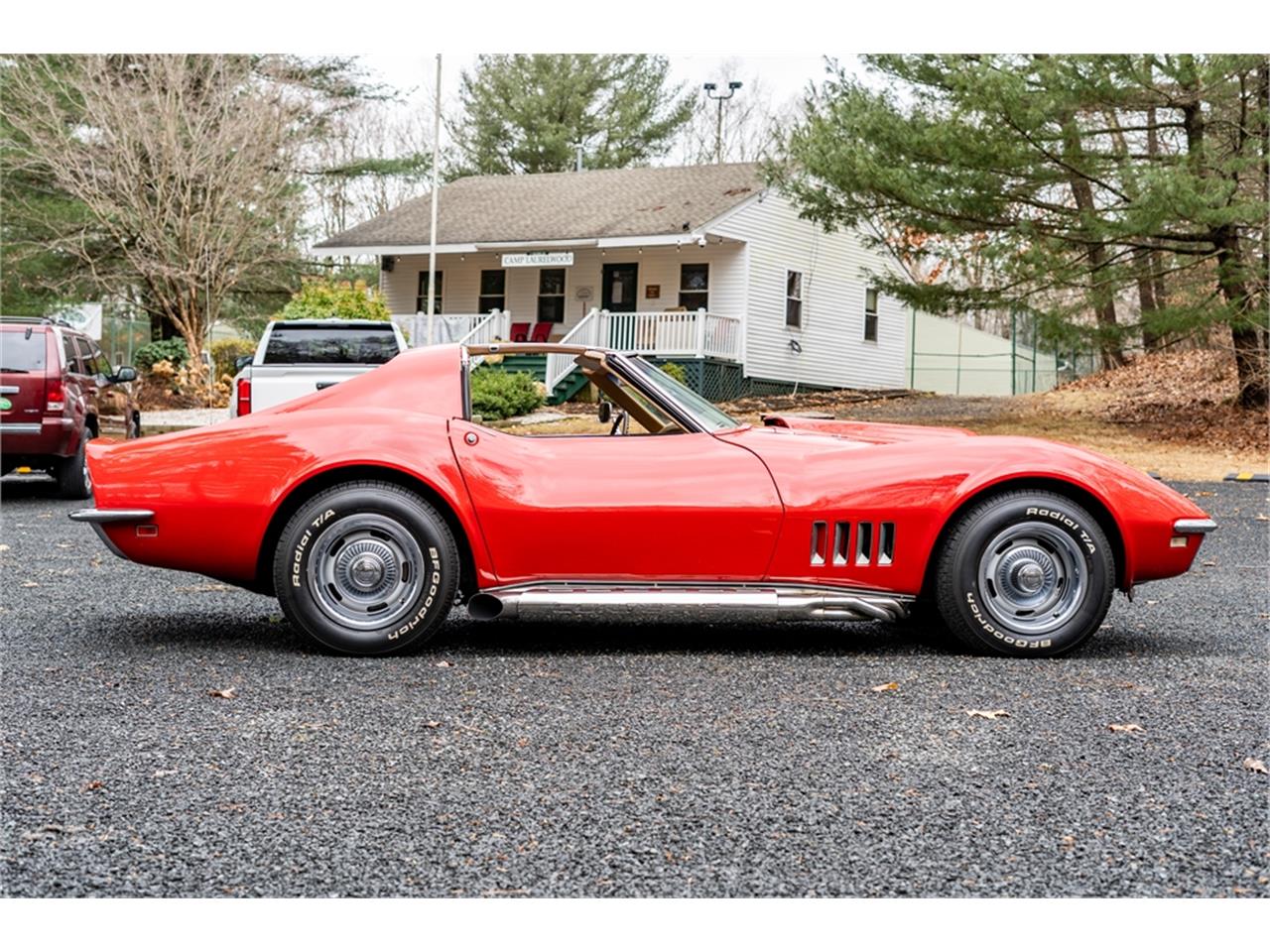 Chevrolet-Corvette-1968-Red-Tan-18