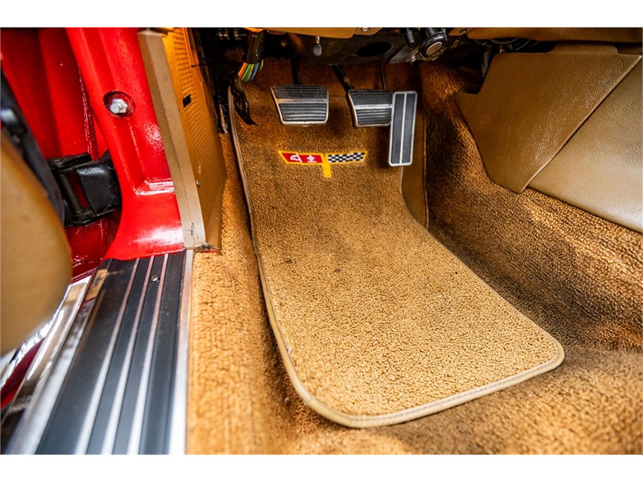 Chevrolet-Corvette-1968-Red-Tan-55